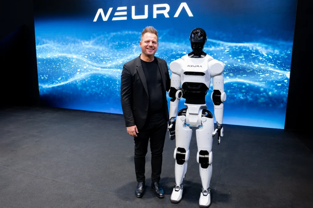 4NE1 David Reger Automatica 2025
