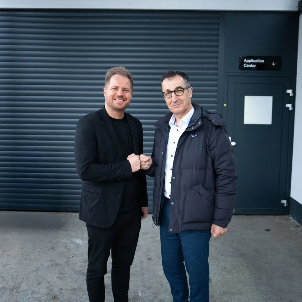 David Reger and Cem Özdemir at NEURA Robotics