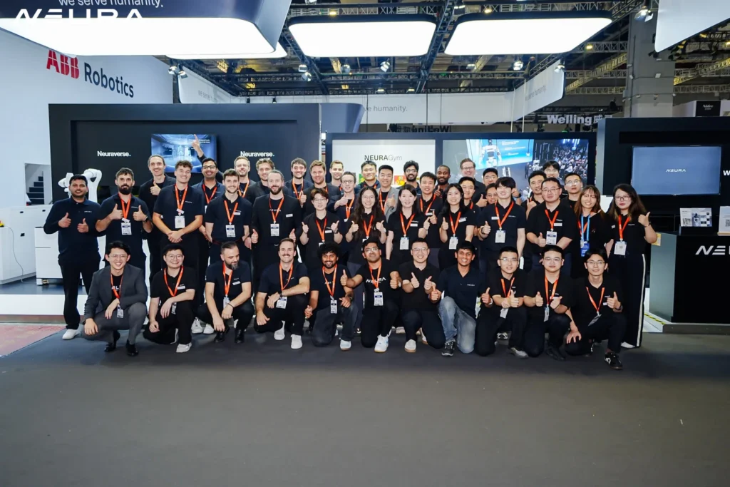 neura staff team responsible of booth in ciif shangai 2026